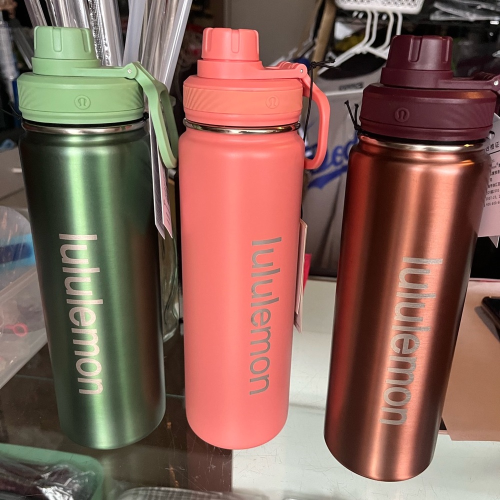 Lululemon athletica Back to Life Sport Bottle 24oz green copper fitness $48 - Picture 8 of 11